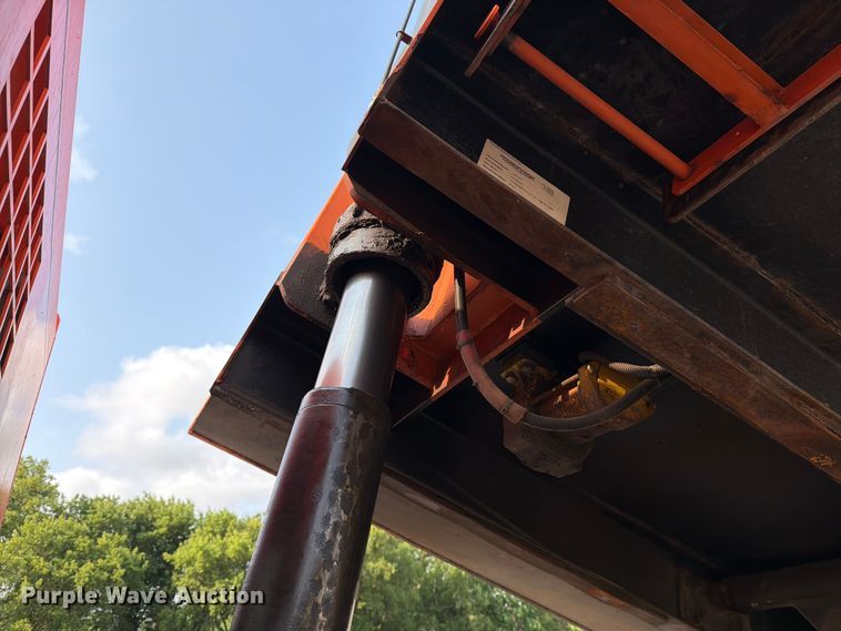image for item DV8525 2013 International Workstar 7600 dump truck