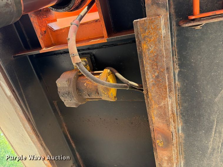 image for item DV8525 2013 International Workstar 7600 dump truck