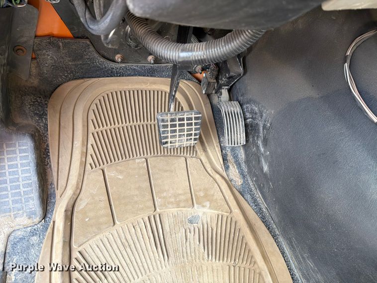 image for item DV8525 2013 International Workstar 7600 dump truck