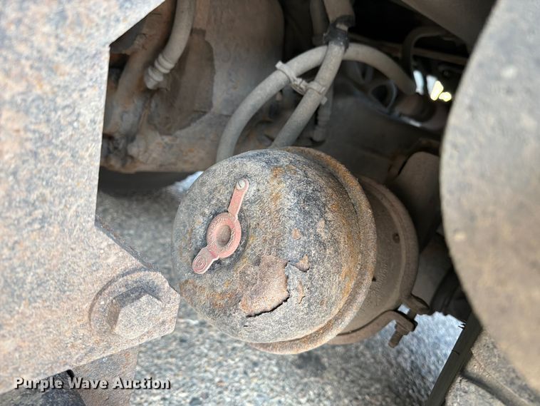 image for item DV8525 2013 International Workstar 7600 dump truck