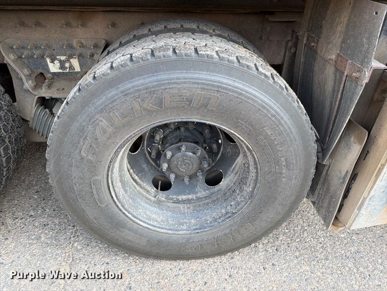 image for item DV8525 2013 International Workstar 7600 dump truck