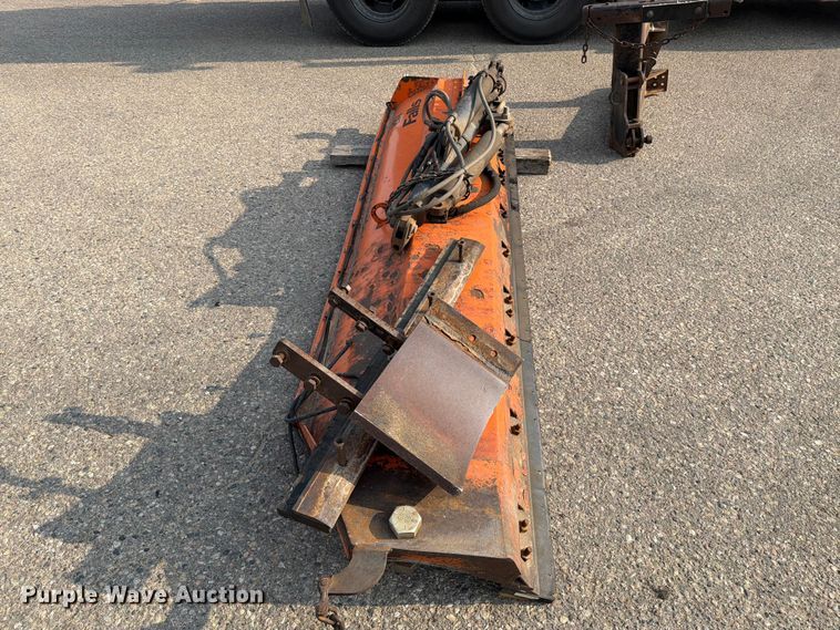 image for item DV8525 2013 International Workstar 7600 dump truck