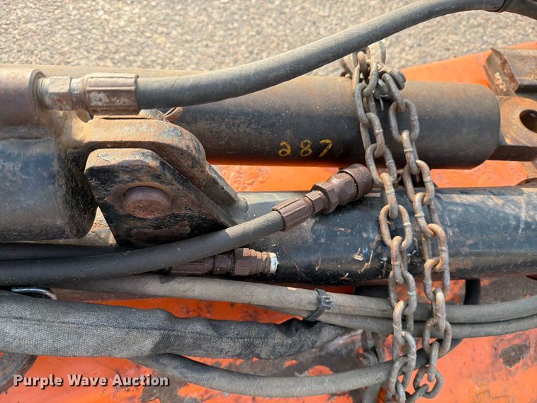 image for item DV8525 2013 International Workstar 7600 dump truck