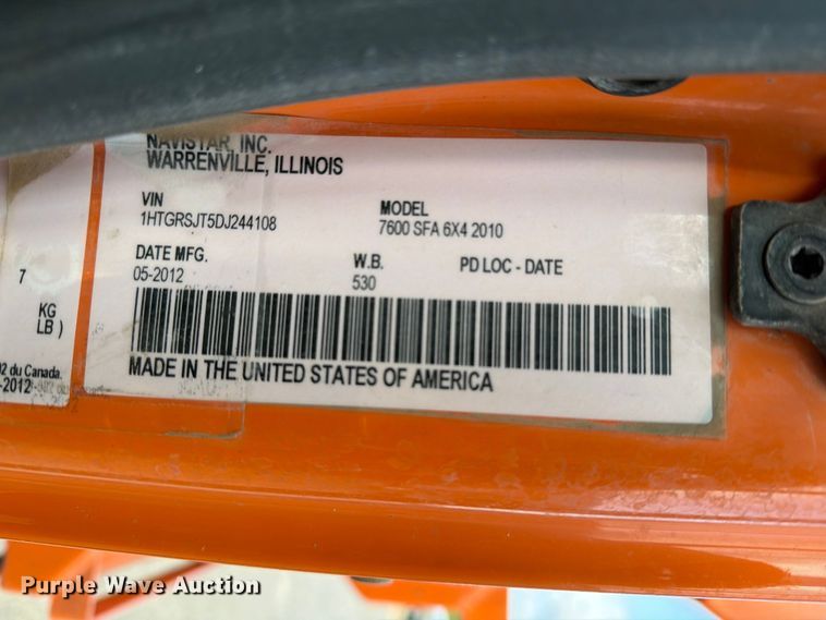 image for item DV8525 2013 International Workstar 7600 dump truck