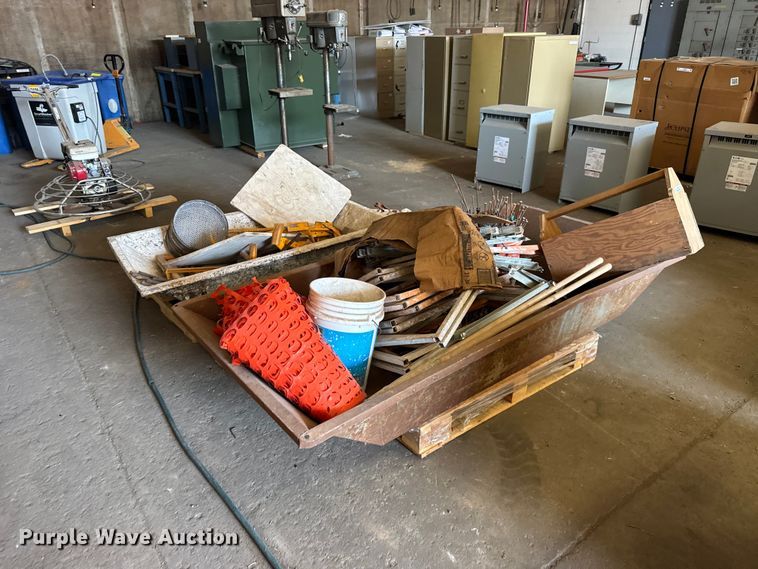 image for item DY3061 Masonry tools