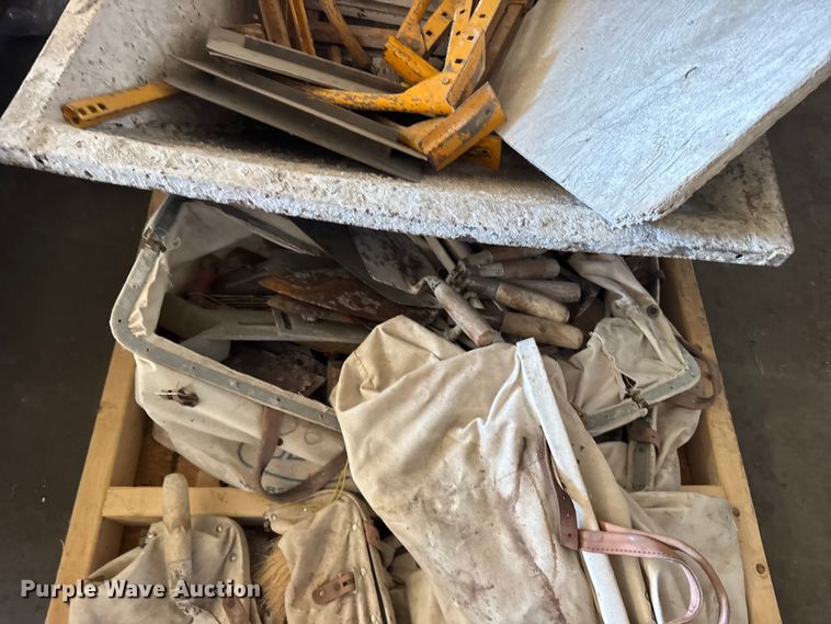 image for item DY3061 Masonry tools