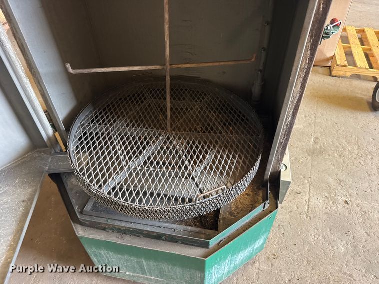 image for item DY3062 (2) parts washers