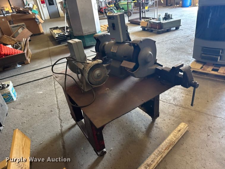 image for item DY3064 Tools