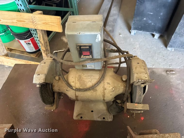 image for item DY3064 Tools