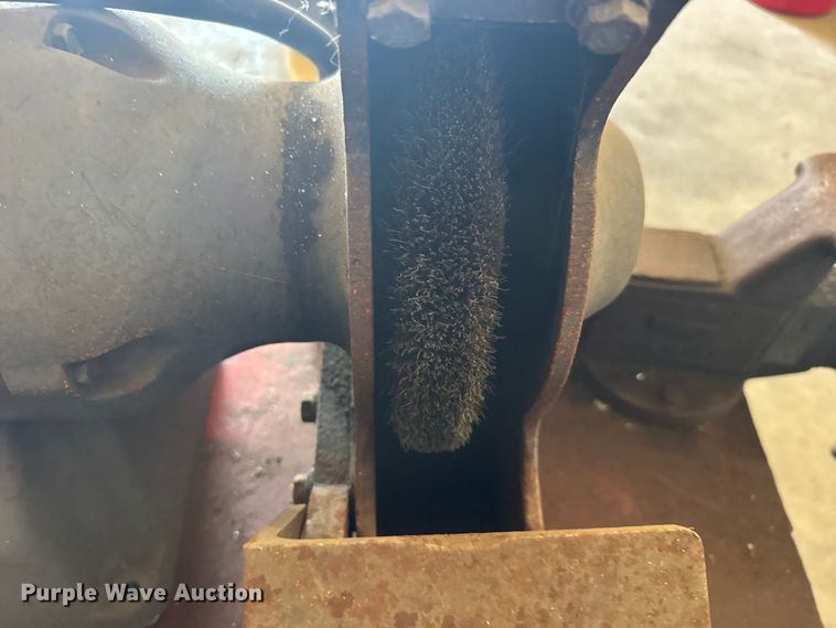 image for item DY3064 Tools