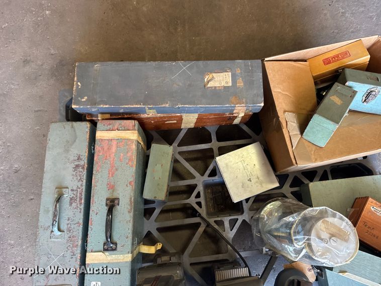 image for item DY3065 Machine tools