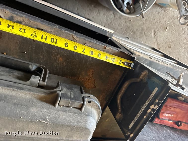 image for item DY3066 Tools