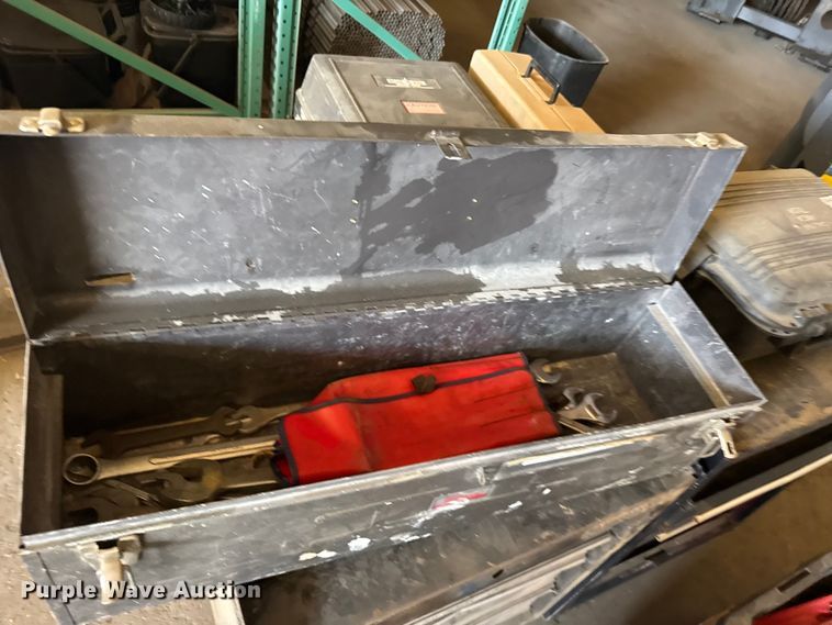 image for item DY3066 Tools