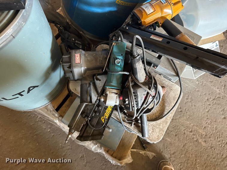 image for item DY3067 Tools