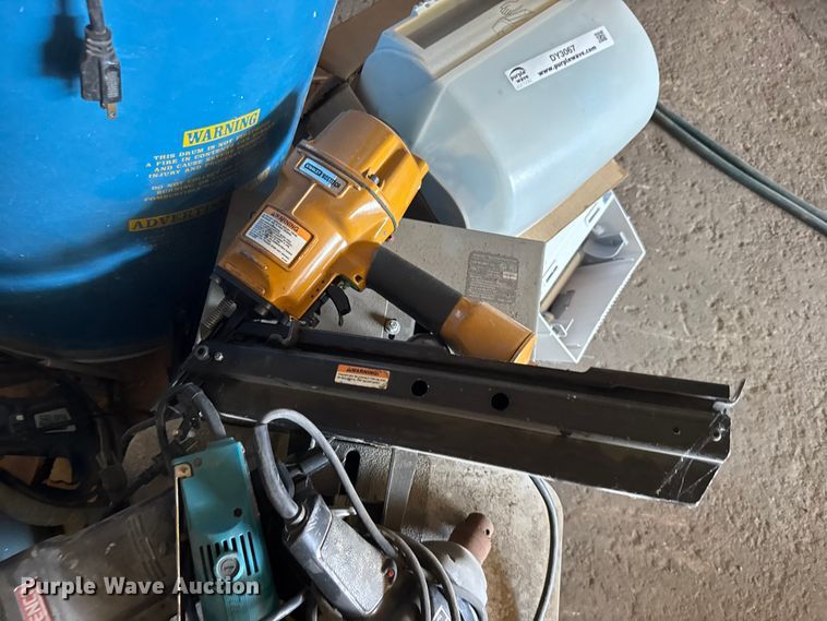image for item DY3067 Tools