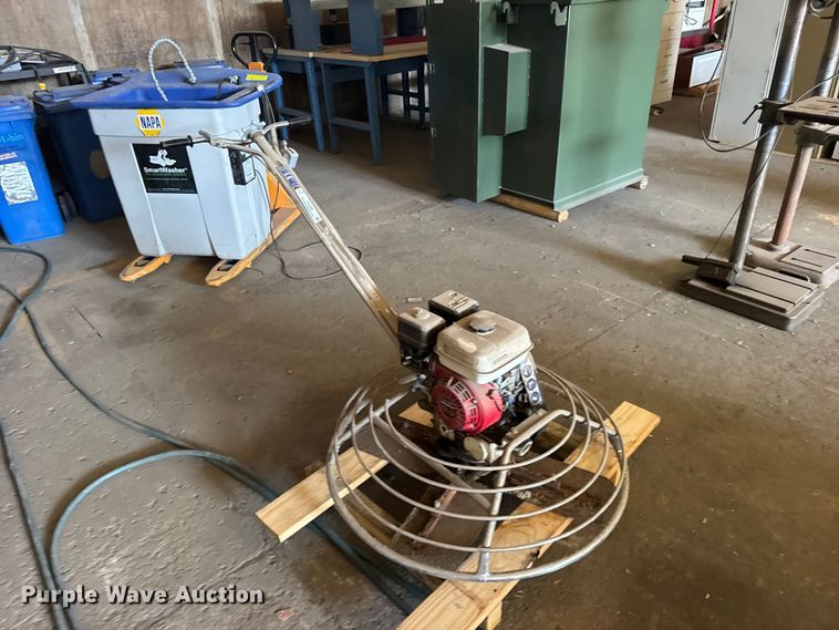 image for item DY3068 Concrete power trowel