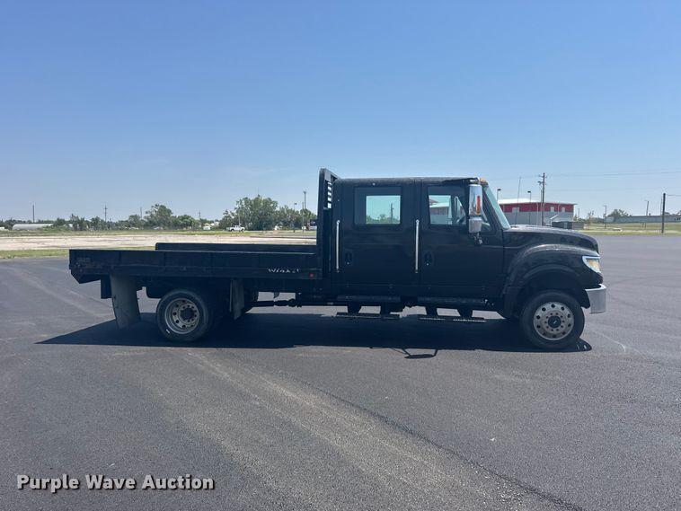 image for item DY3069 2015 International TerraStar Crew Cab flatbed truck