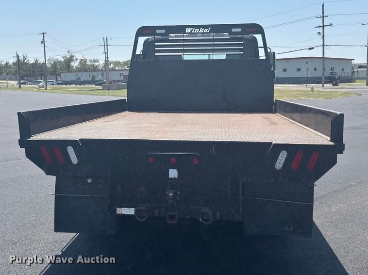 image for item DY3069 2015 International TerraStar Crew Cab flatbed truck