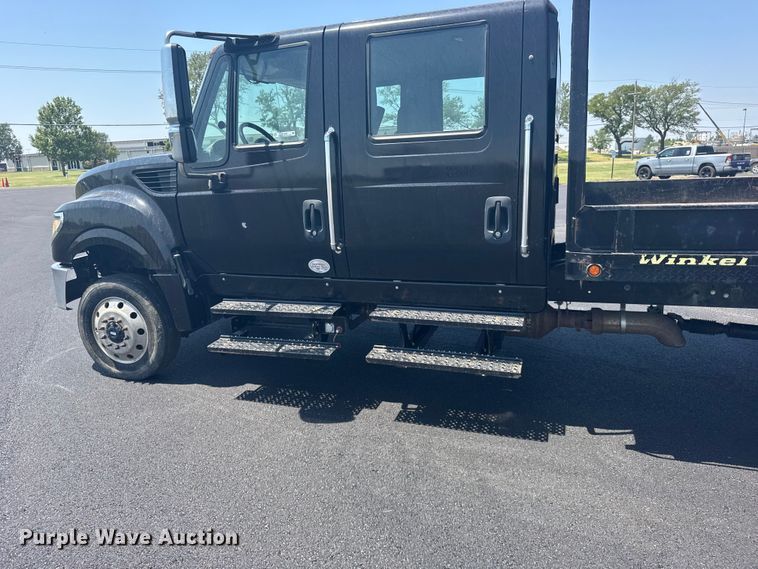 image for item DY3069 2015 International TerraStar Crew Cab flatbed truck