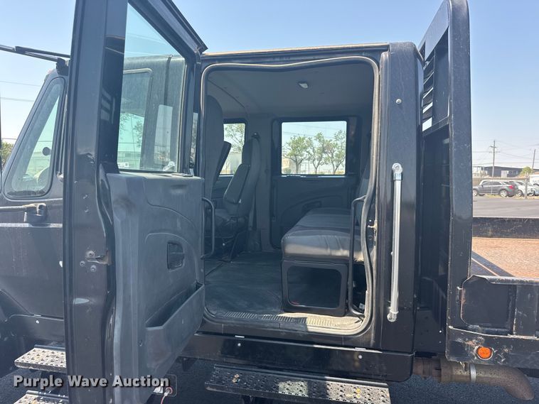 image for item DY3069 2015 International TerraStar Crew Cab flatbed truck