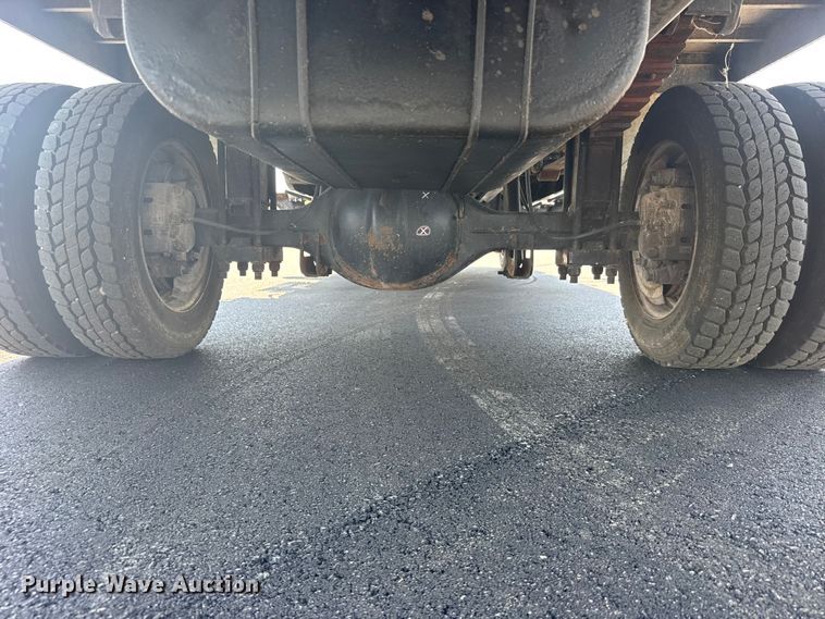 image for item DY3069 2015 International TerraStar Crew Cab flatbed truck