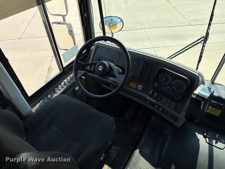 image for item EA0386 2011 Thomas Built school bus