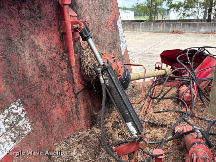 image for item EF1279 2014 Hardee batwing rotary mower