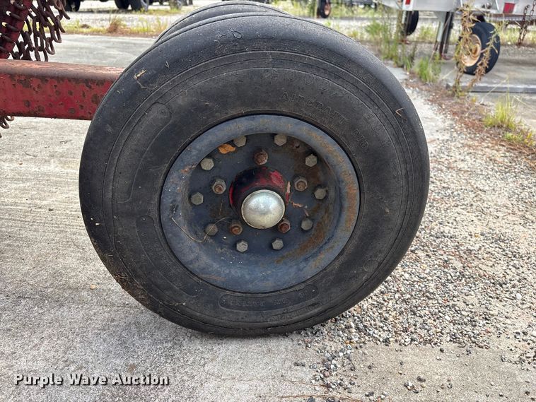 image for item EF1279 2014 Hardee batwing rotary mower