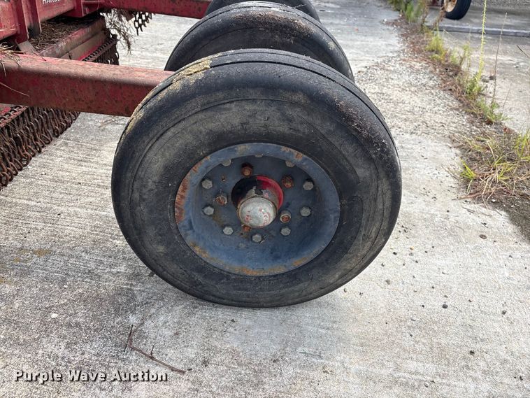 image for item EF1279 2014 Hardee batwing rotary mower