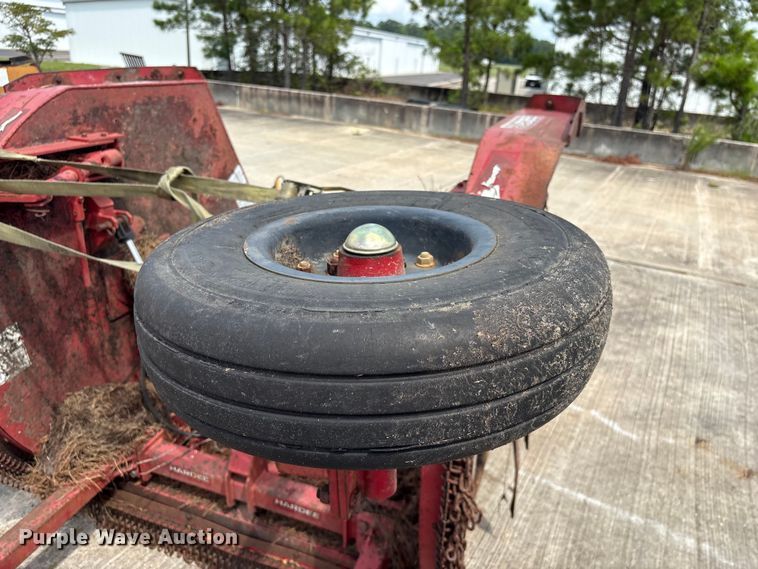 image for item EF1279 2014 Hardee batwing rotary mower