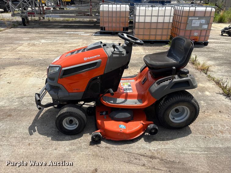 image for item EF1283 2016 Husqvarna YT46LS lawn mower