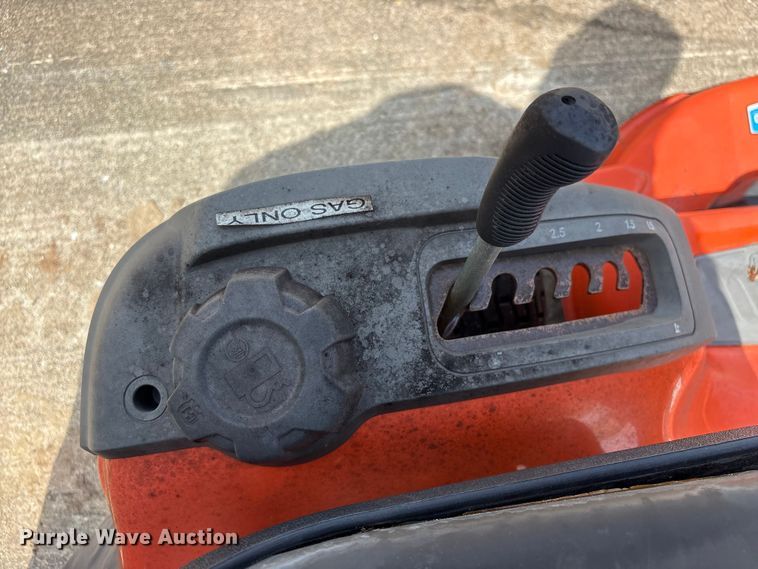 image for item EF1283 2016 Husqvarna YT46LS lawn mower