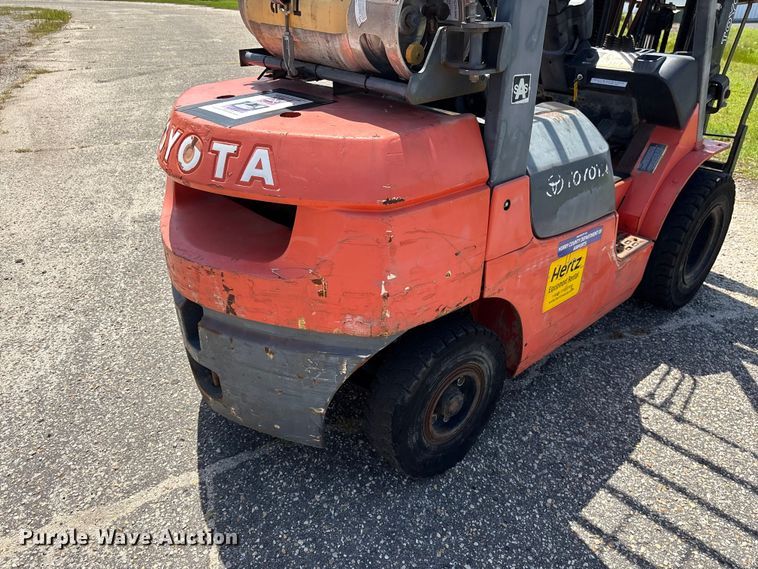 image for item EF1285 Toyota 7FGU25 forklift