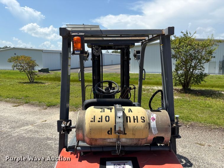 image for item EF1285 Toyota 7FGU25 forklift