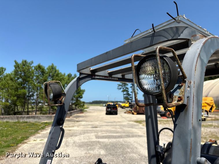 image for item EF1285 Toyota 7FGU25 forklift