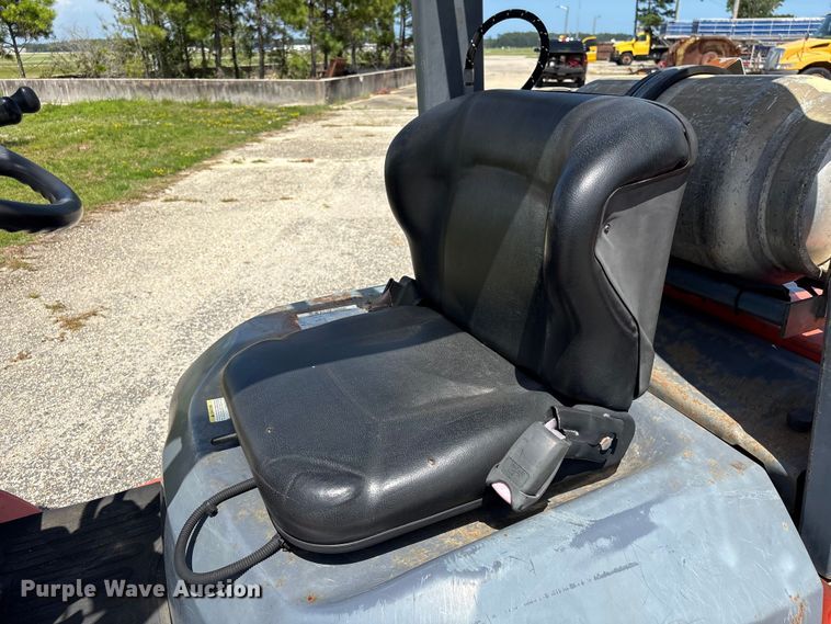 image for item EF1285 Toyota 7FGU25 forklift