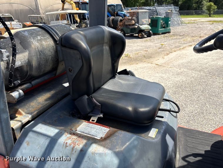 image for item EF1285 Toyota 7FGU25 forklift