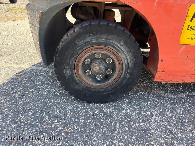 image for item EF1285 Toyota 7FGU25 forklift