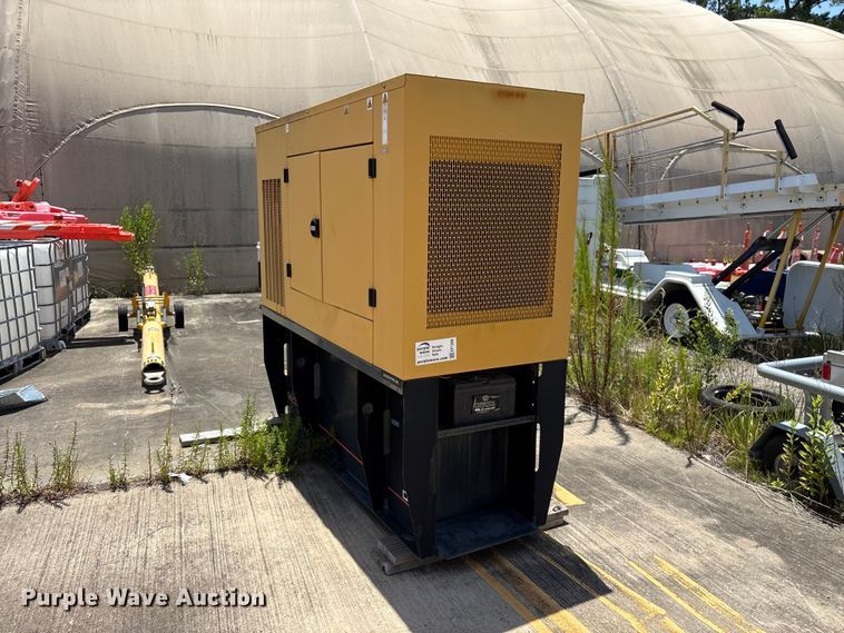 image for item EF1286 2003 Olympian D50 generator