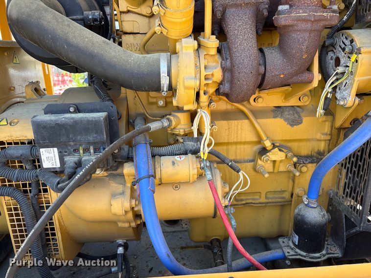 image for item EF1286 2003 Olympian D50 generator