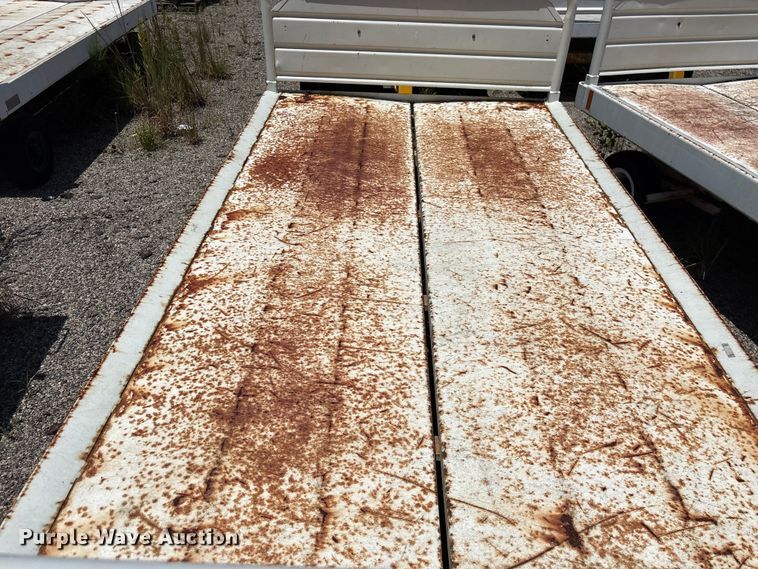 image for item EF1287 WASP luggage trailers