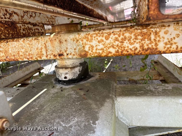 image for item EF1287 WASP luggage trailers