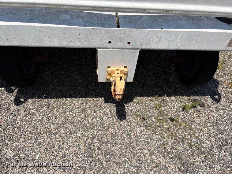 image for item EF1289 WASP (4) 2007 Wasp A02467D-5161 luggage trailers