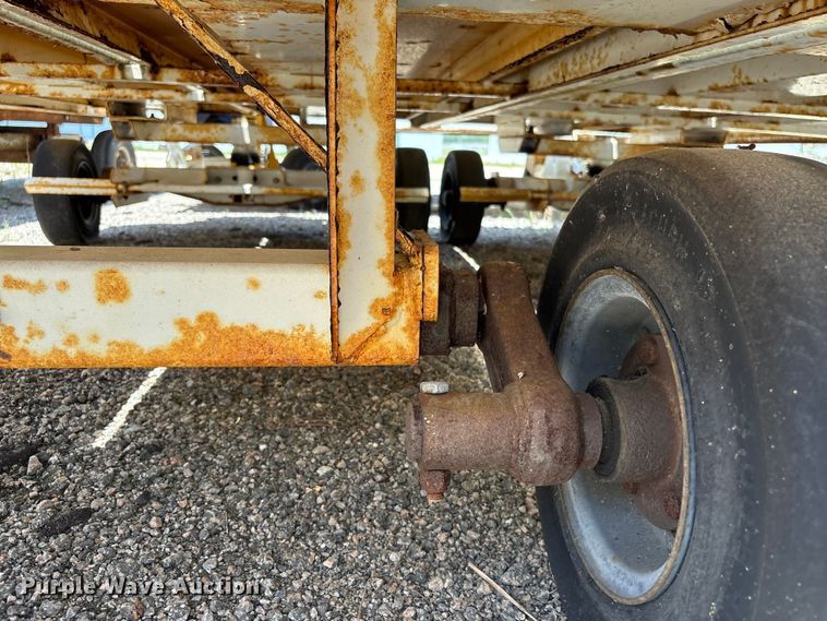 image for item EF1289 WASP (4) 2007 Wasp A02467D-5161 luggage trailers