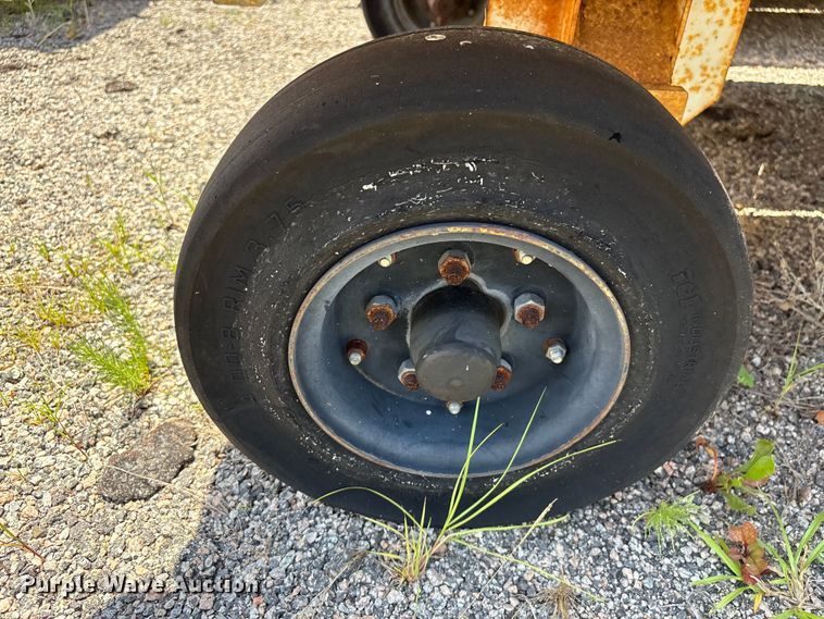image for item EF1289 WASP (4) 2007 Wasp A02467D-5161 luggage trailers