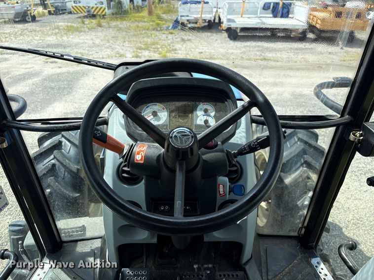 image for item EF1294 2014 New Holland T5.115 MFWD tractor