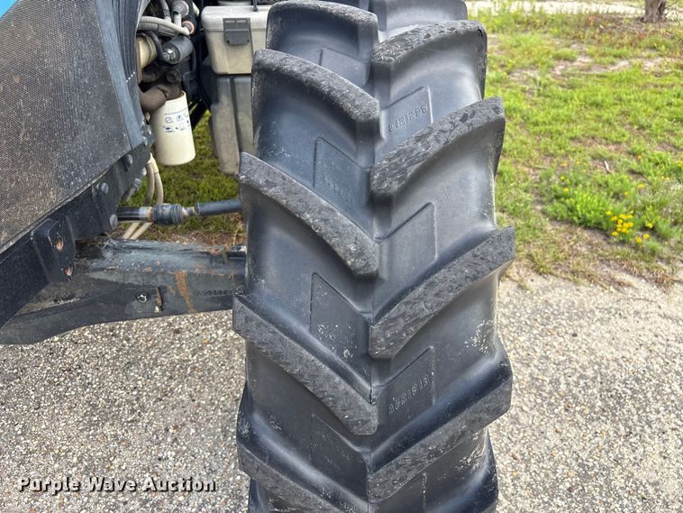 image for item EF1294 2014 New Holland T5.115 MFWD tractor