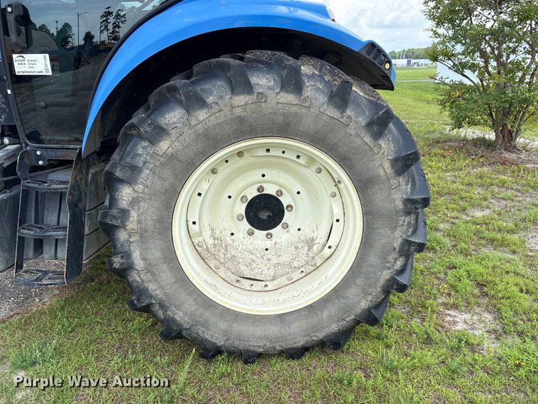 image for item EF1294 2014 New Holland T5.115 MFWD tractor