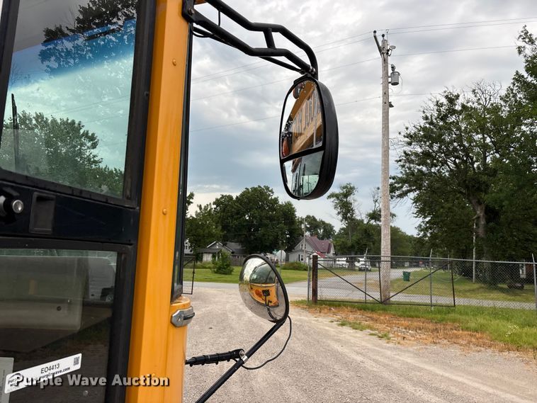 image for item EO4413 2007 Blue Bird All American school bus