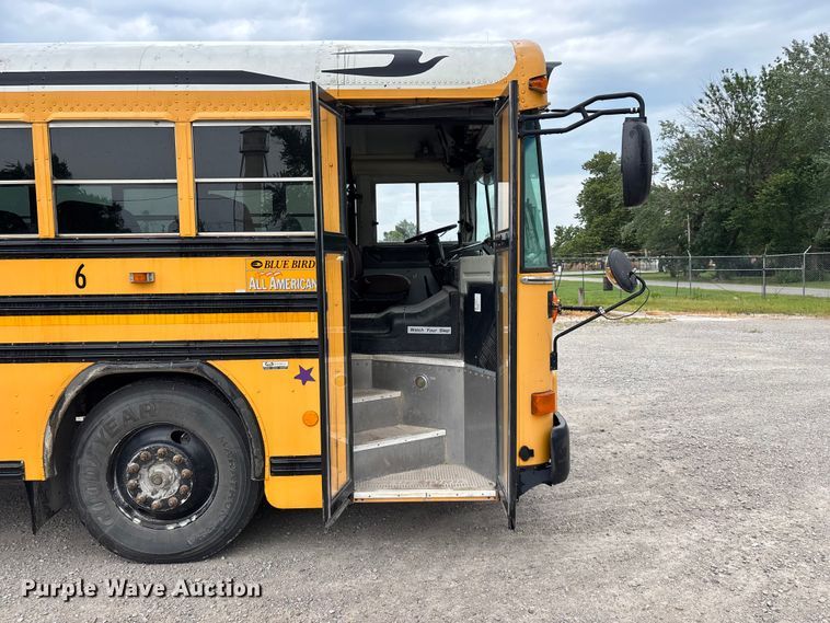 image for item EO4413 2007 Blue Bird All American school bus